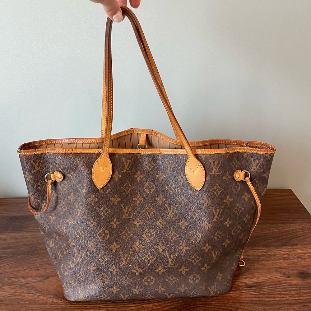 Louis Vuitton Neverfull MM Monogram